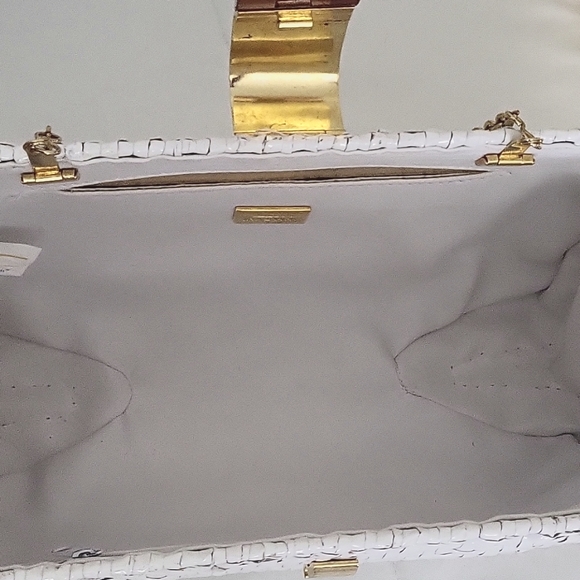 Purse - Picture 2 of 2